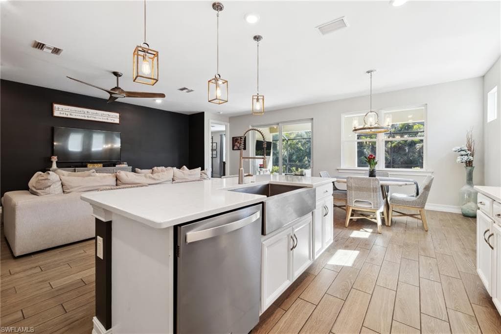 15361 Floresta LN, FORT MYERS FL 33908-2