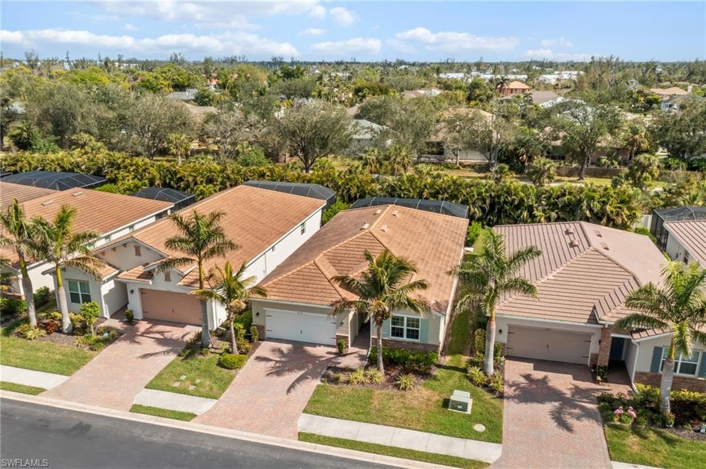 15361 Floresta LN, FORT MYERS FL 33908-32
