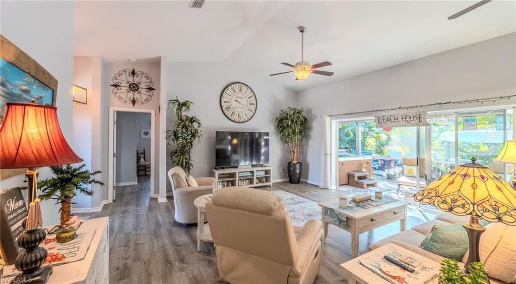 22638 FOREST VIEW DR-11