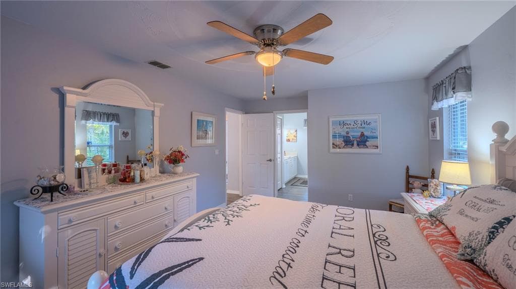 22638 FOREST VIEW DR-21