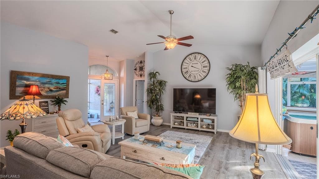 22638 FOREST VIEW DR-13