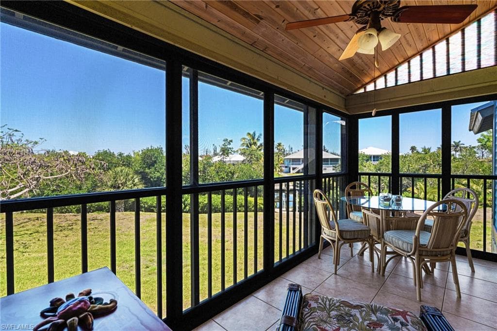 5261 Blue Crab CIR 5-1