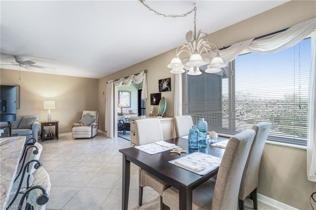 5261 Blue Crab CIR 5-8
