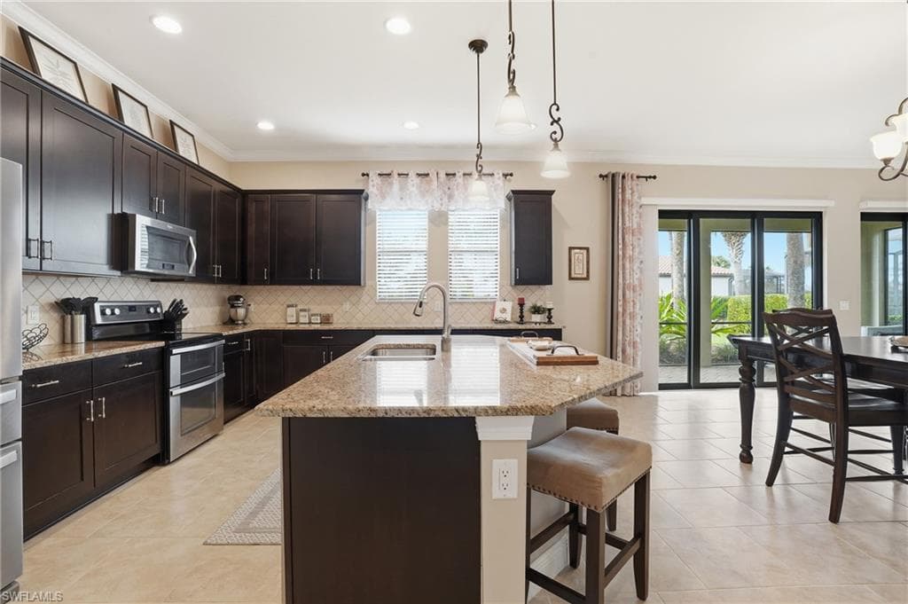4609 Abaca CIR-8