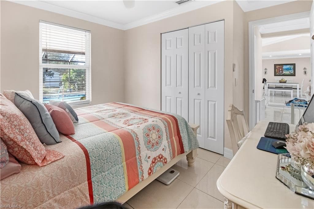 15 Maryland RD, LEHIGH ACRES FL 33936-22