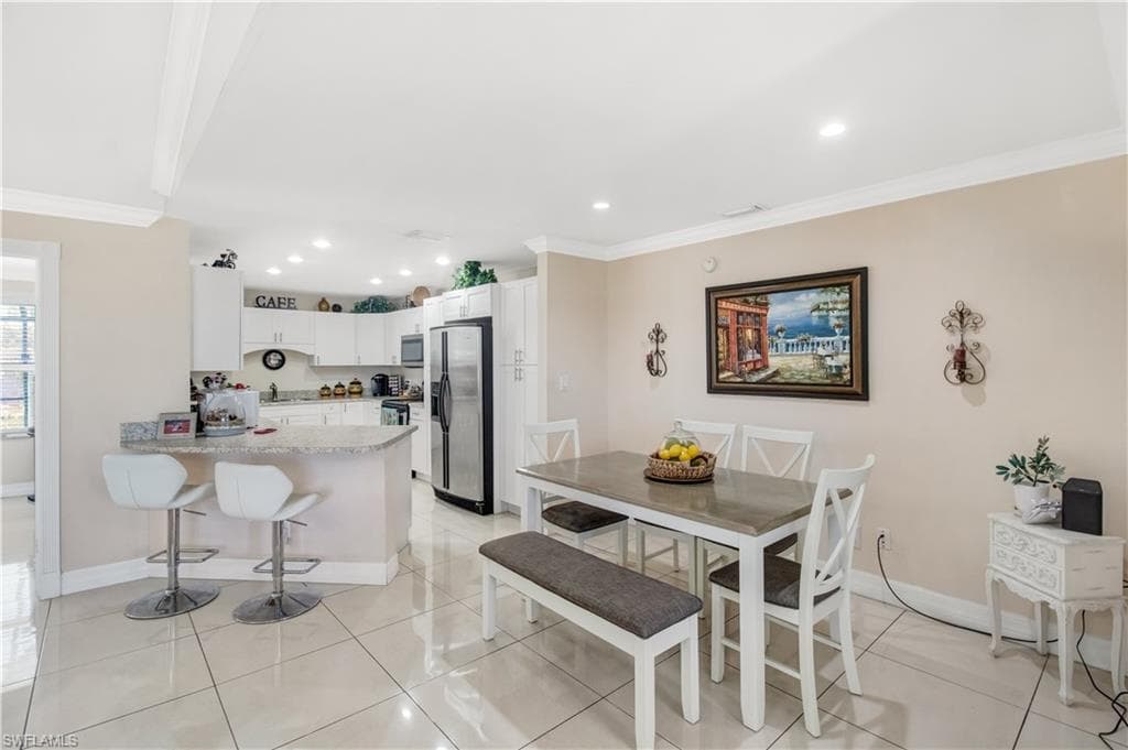 15 Maryland RD, LEHIGH ACRES FL 33936-7