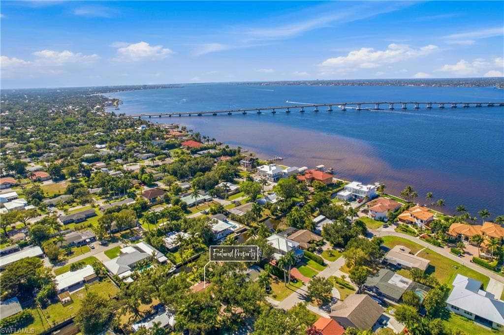 1150 Vesper DR, FORT MYERS FL 33901-35