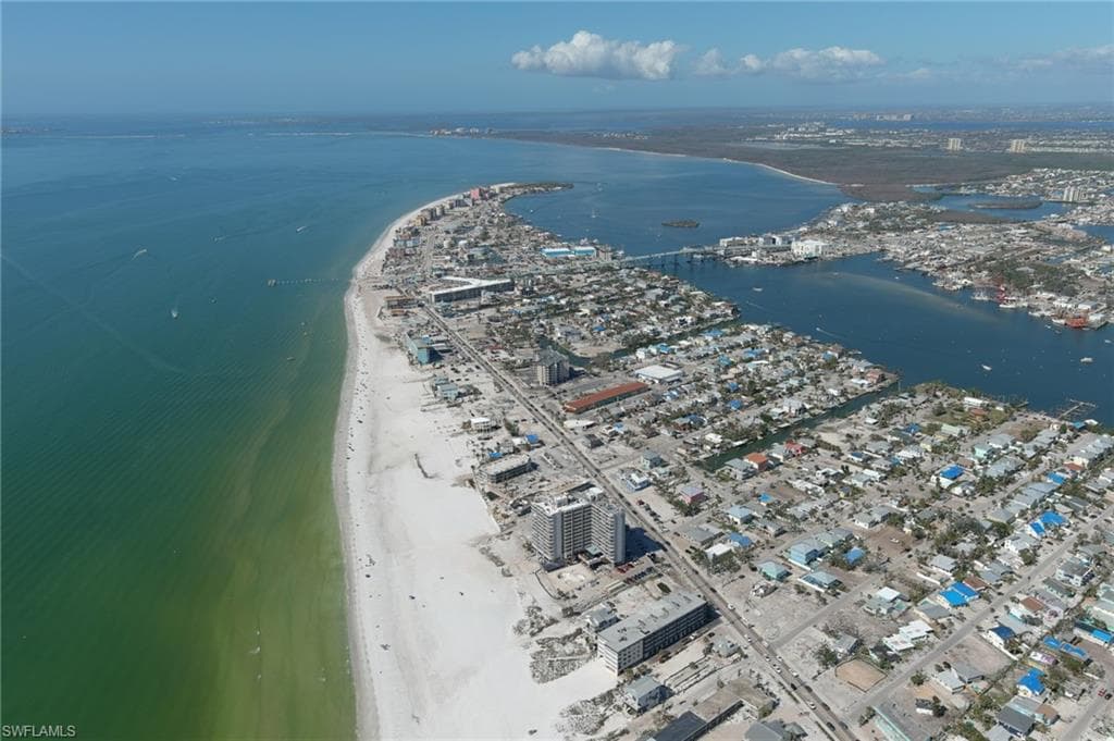 2370 Estero BLVD, FORT MYERS BEACH FL 33931-16