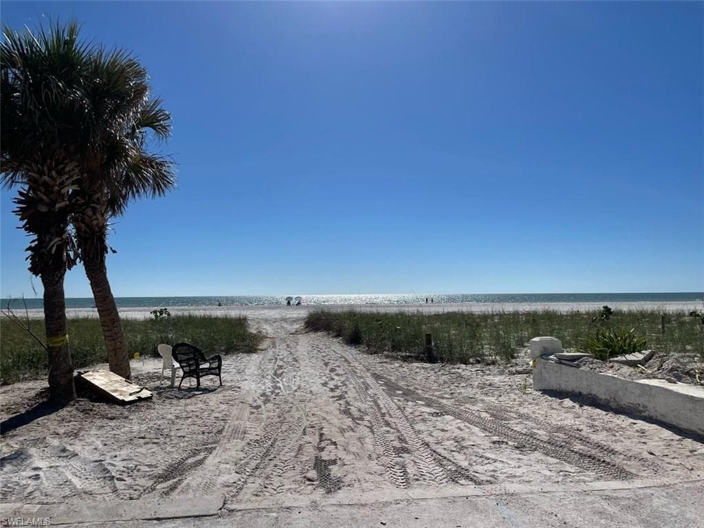 2370 Estero BLVD, FORT MYERS BEACH FL 33931-10