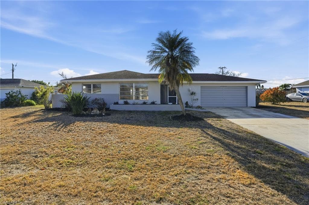 312 Hollywood ST, LEHIGH ACRES FL 33936-1