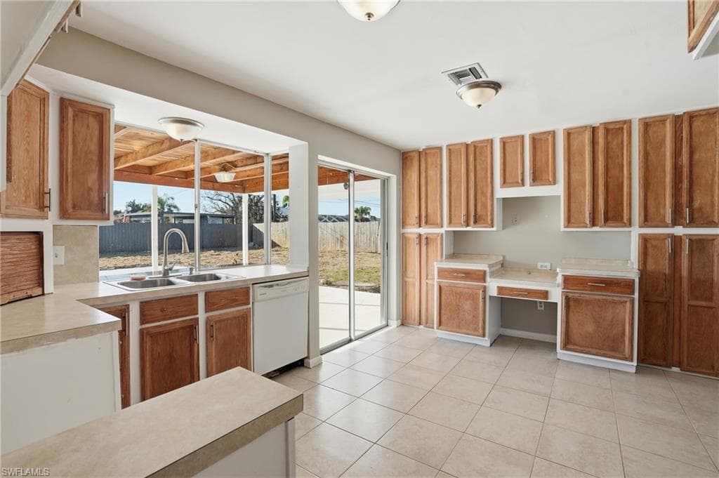 312 Hollywood ST, LEHIGH ACRES FL 33936-15