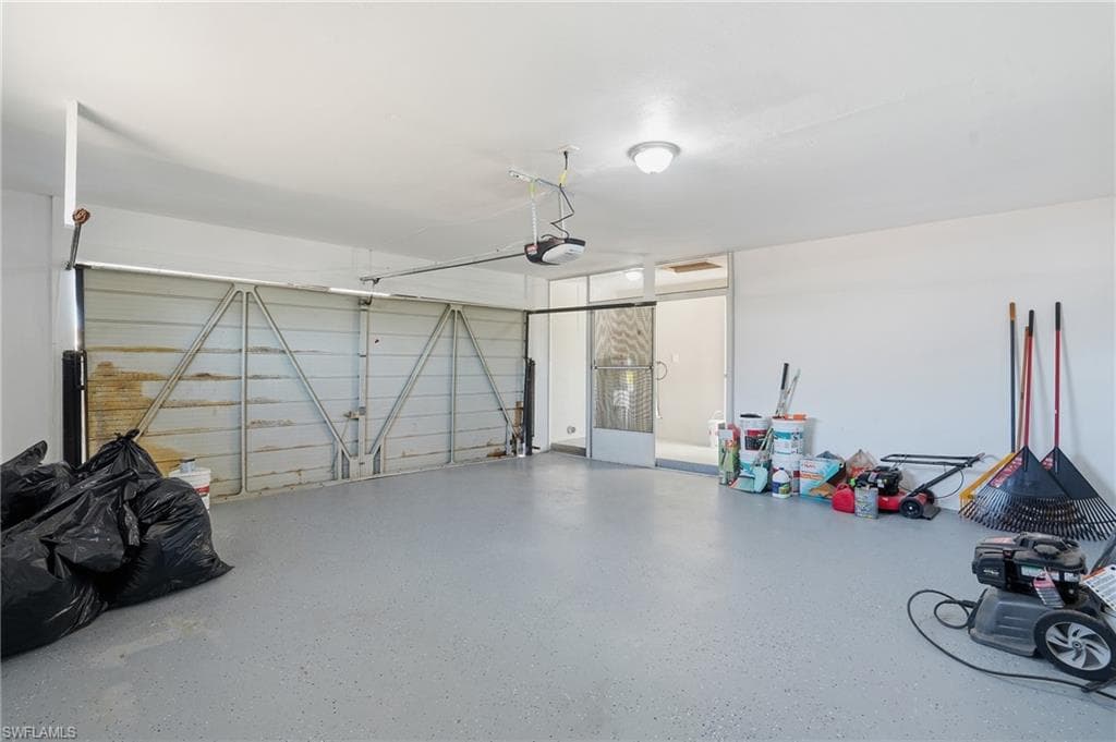 312 Hollywood ST, LEHIGH ACRES FL 33936-29