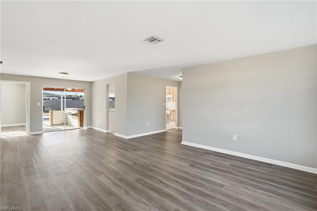 312 Hollywood ST, LEHIGH ACRES FL 33936-10