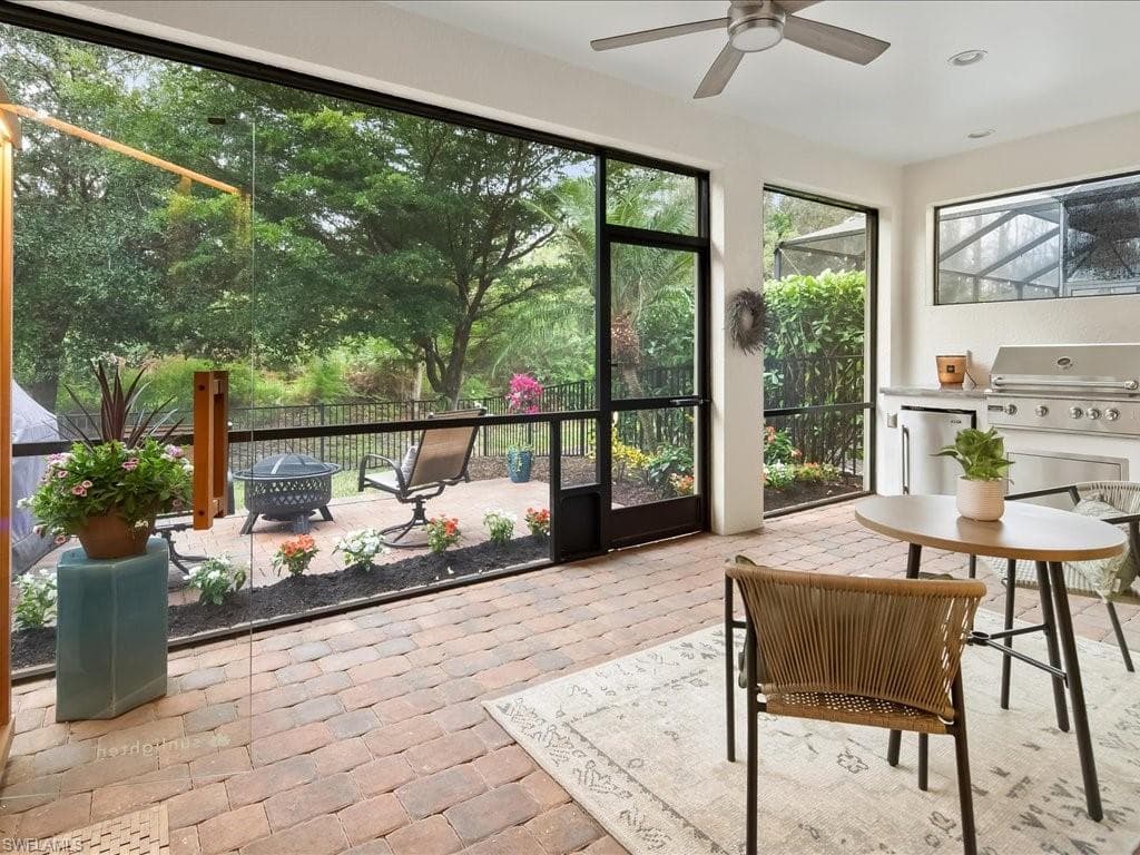 16242 Aberdeen WAY, NAPLES FL 34110-22