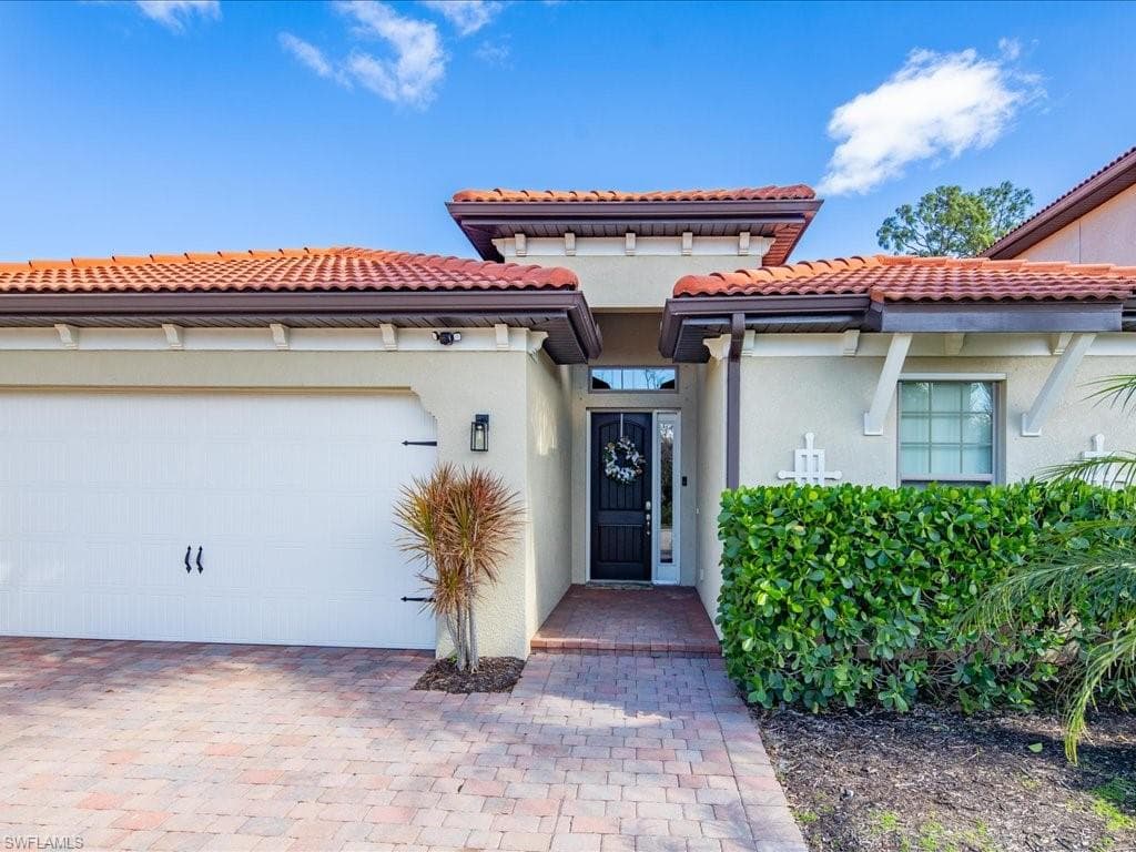 16242 Aberdeen WAY, NAPLES FL 34110-1