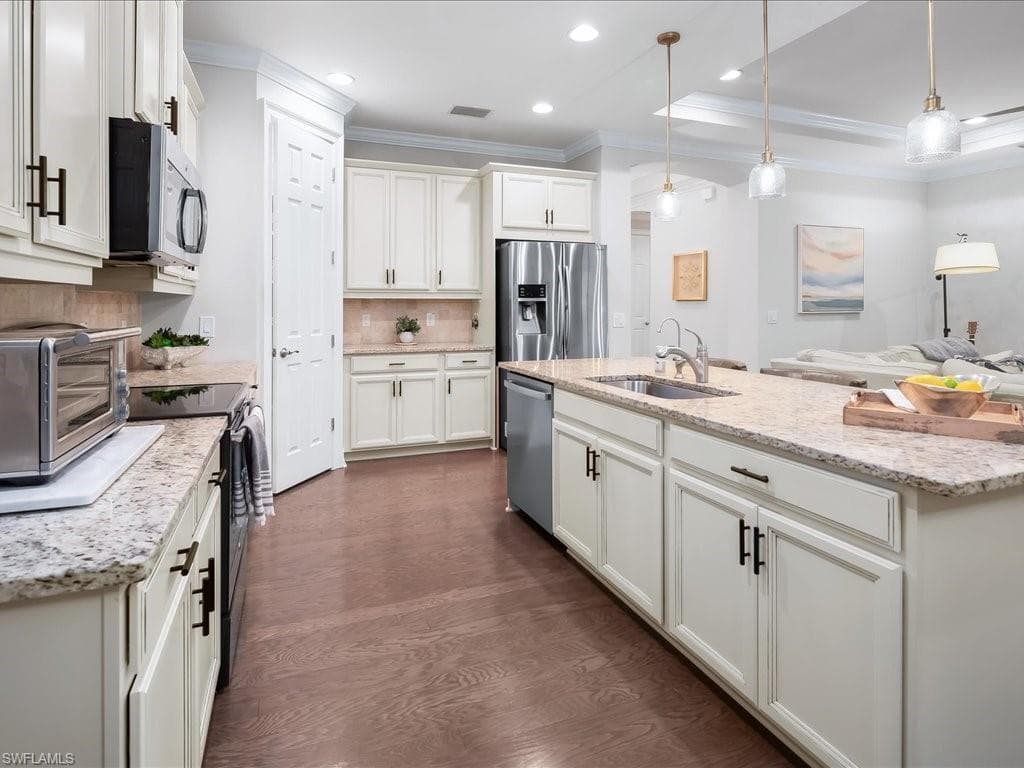 16242 Aberdeen WAY, NAPLES FL 34110-9