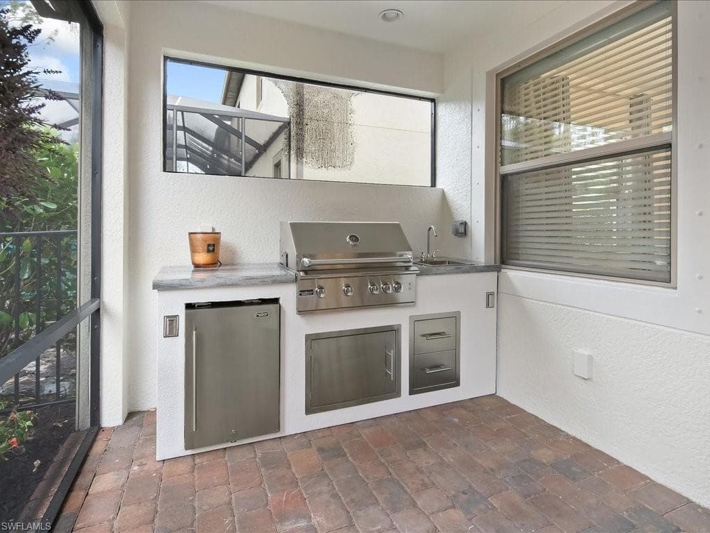 16242 Aberdeen WAY, NAPLES FL 34110-24