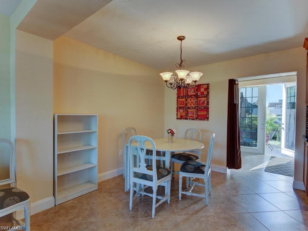 4912 Hawaii BLVD, NAPLES FL 34112-3