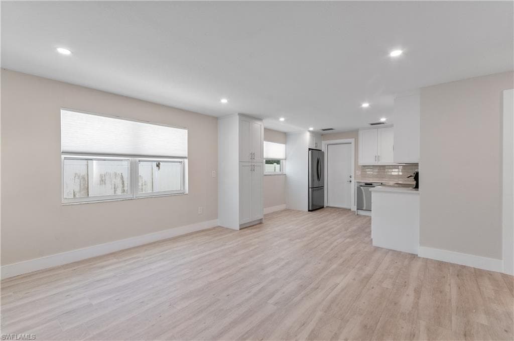2648 Van Buren AVE, NAPLES FL 34112-1
