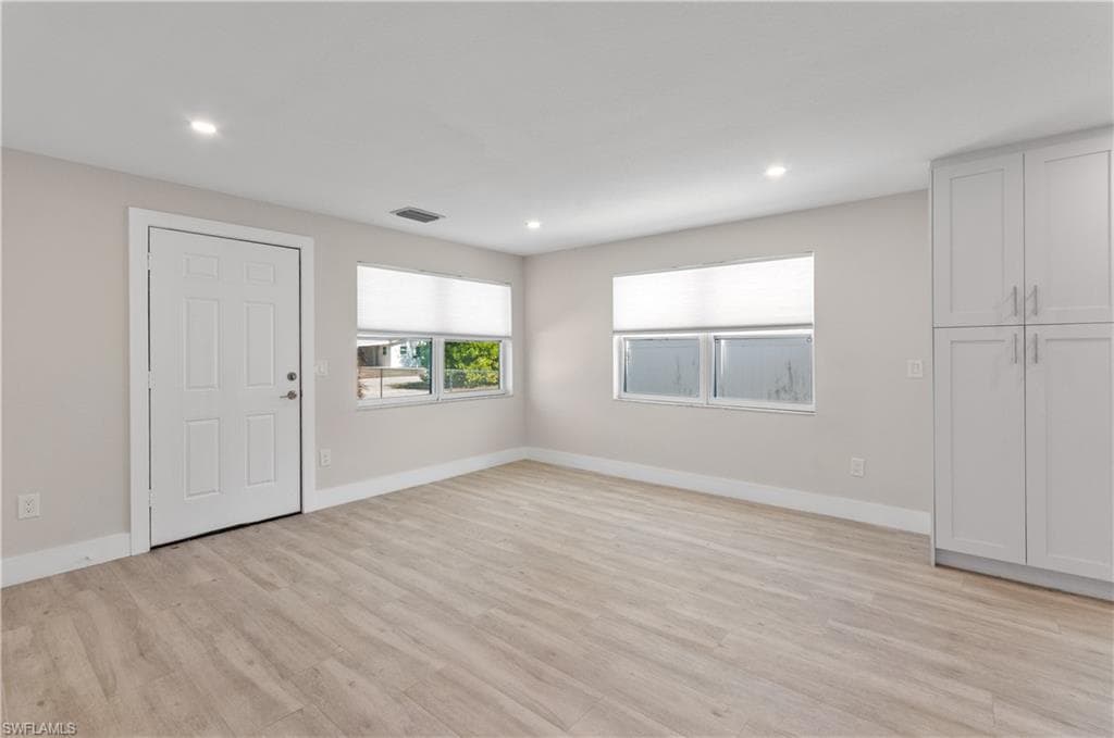 2648 Van Buren AVE, NAPLES FL 34112-4