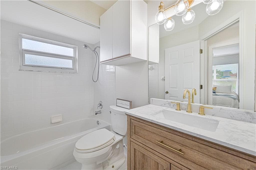 9201 Marigold CT, FORT MYERS FL 33919-21