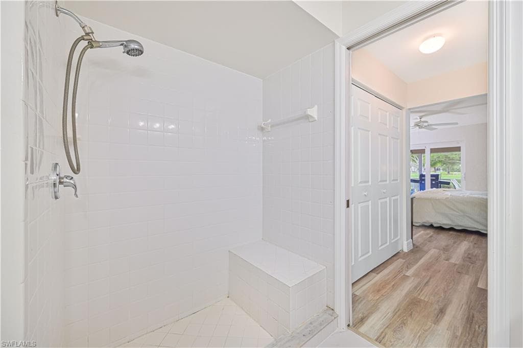 9201 Marigold CT, FORT MYERS FL 33919-28