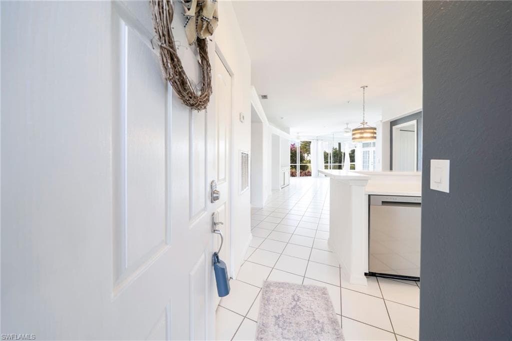 1149 Sweetwater LN # 4102, NAPLES FL 34110-5