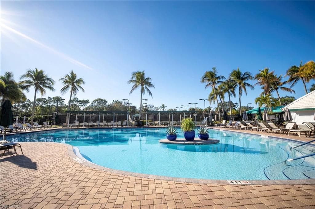 1149 Sweetwater LN # 4102, NAPLES FL 34110-46