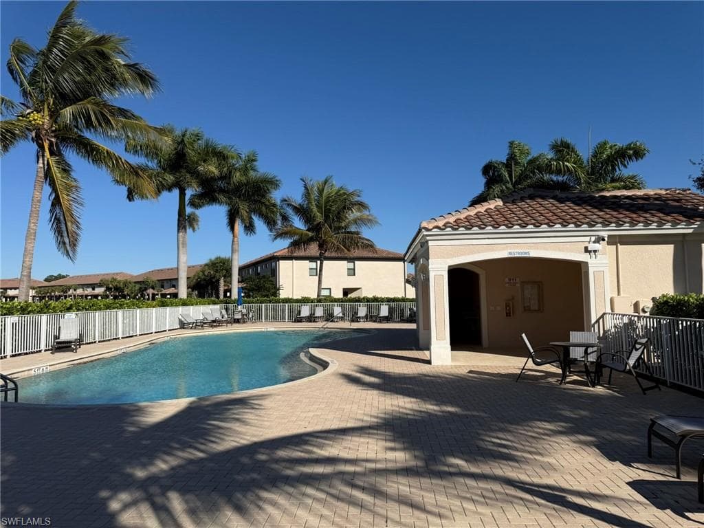 1376 Weeping Willow CT-6