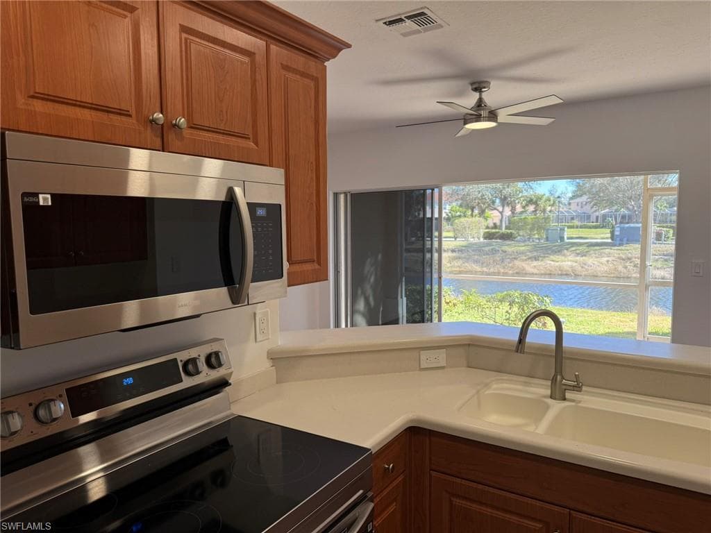 1376 Weeping Willow CT-13