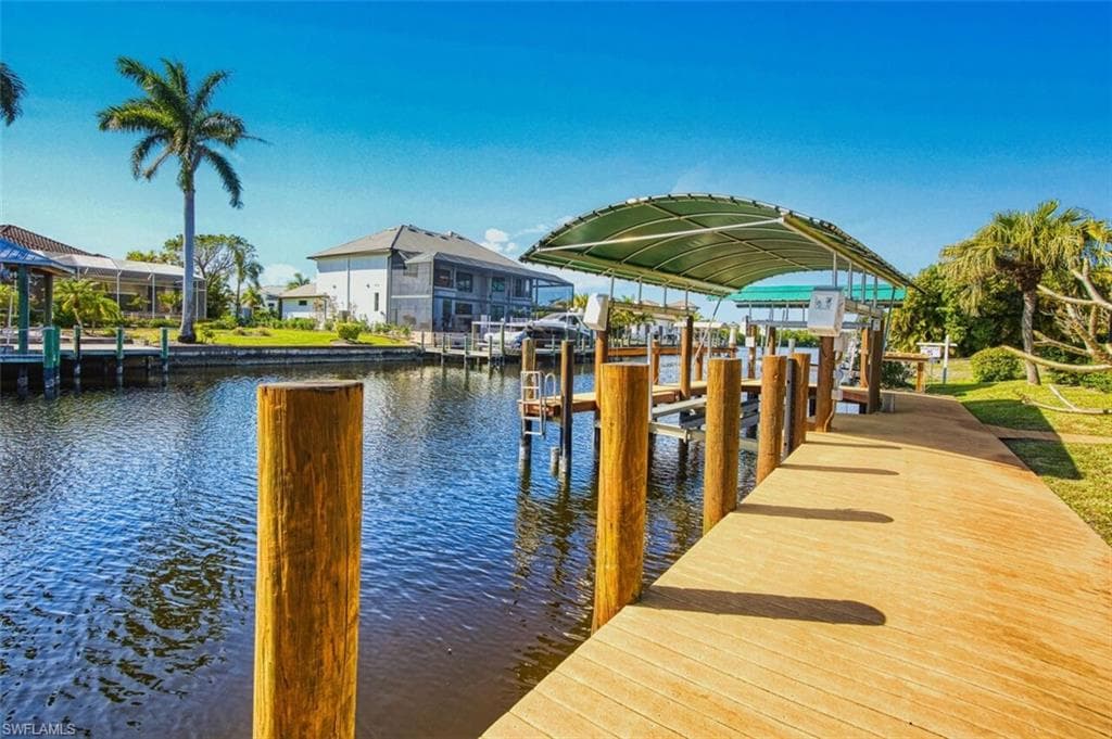 130 Montrose DR, FORT MYERS FL 33919-41