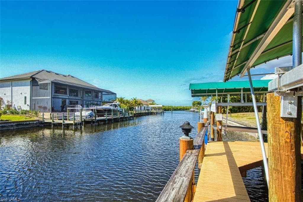 130 Montrose DR, FORT MYERS FL 33919-42