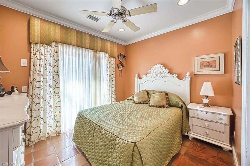 130 Montrose DR, FORT MYERS FL 33919-29