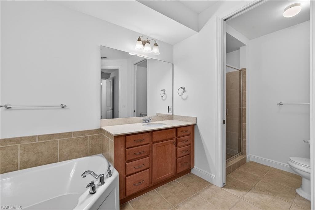 8010 Via Sardinia WAY 4123-20