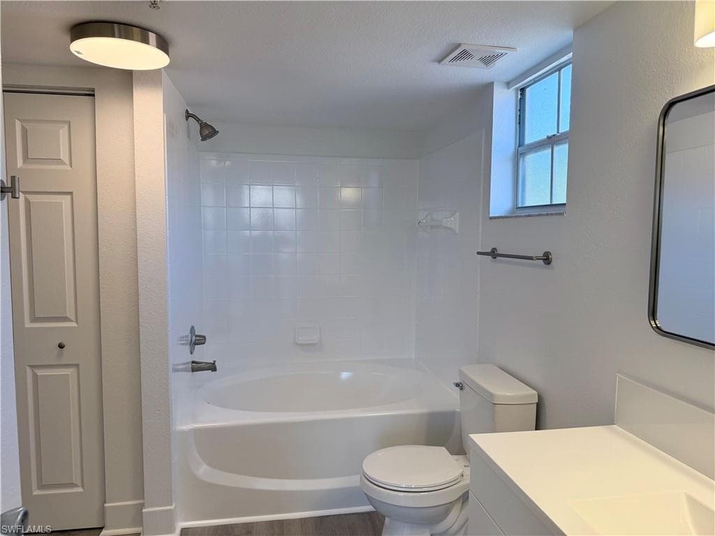 8687 River Homes LN # 4202, BONITA SPRINGS FL 34135-7