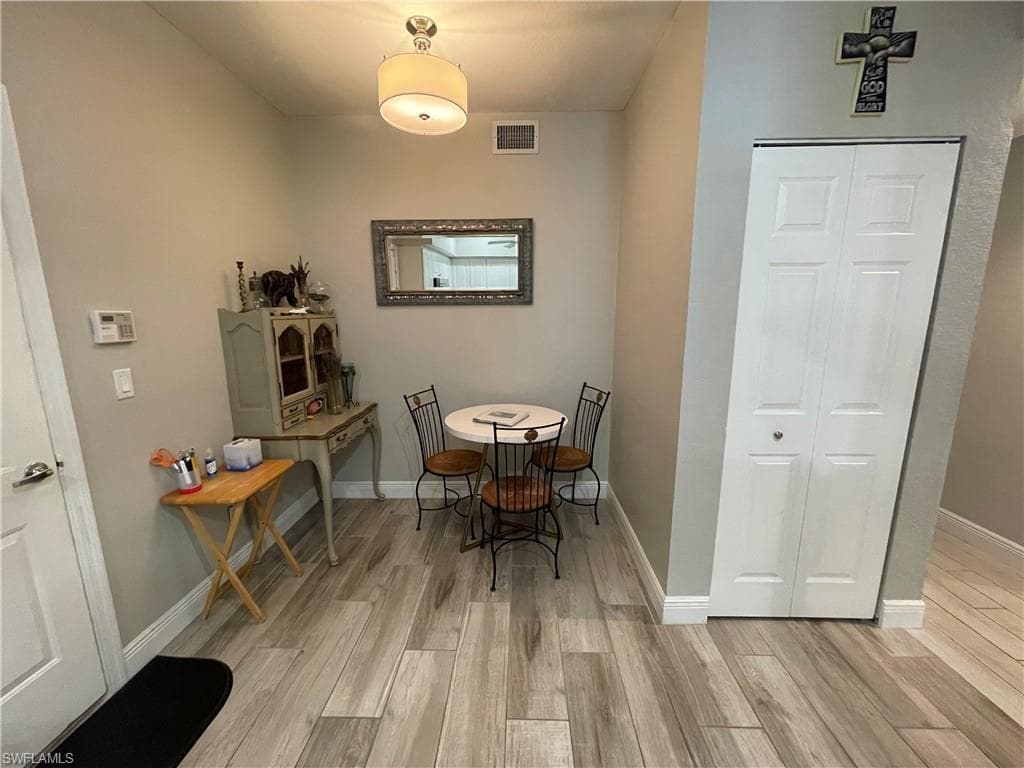1130 Partridge CIR 102-7