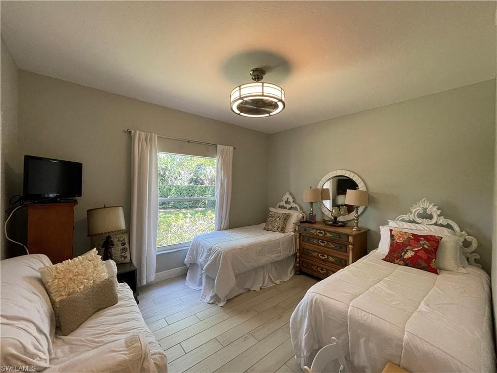 1130 Partridge CIR 102-24