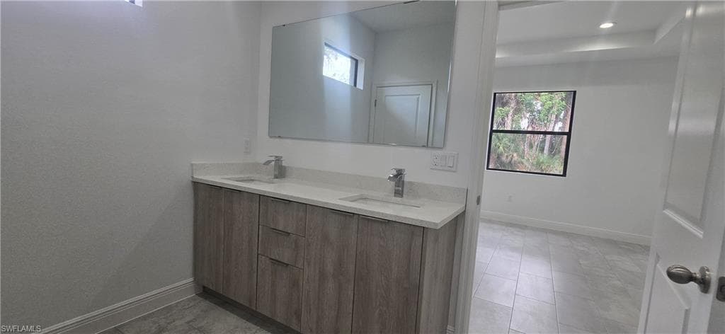 5028 W Tradewinds CIR, LABELLE FL 33935-16