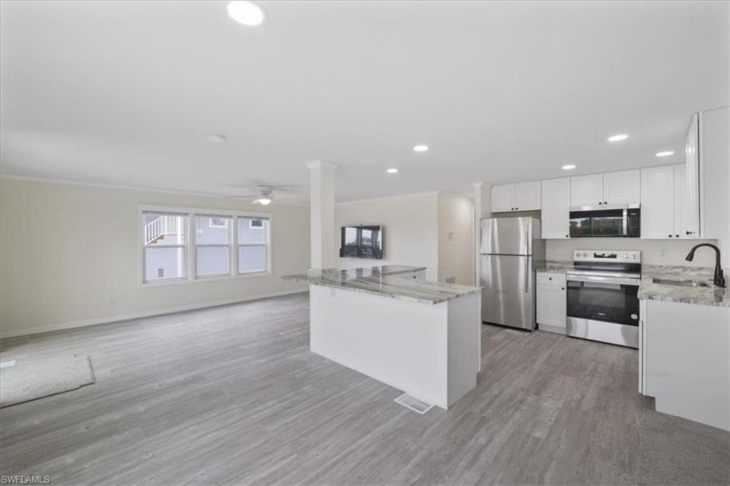 62 Kiowa DR, FORT MYERS BEACH FL 33931-5