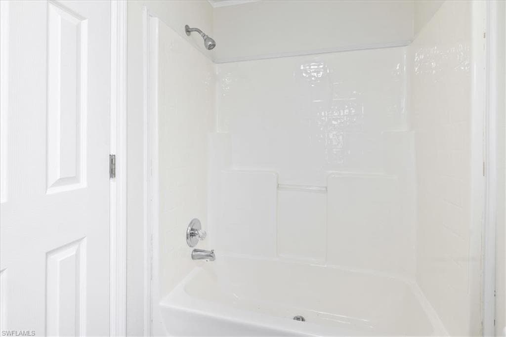 62 Kiowa DR, FORT MYERS BEACH FL 33931-19