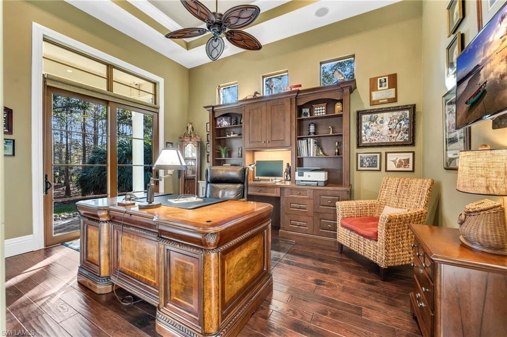 28724 La Caille DR, NAPLES FL 34119-6
