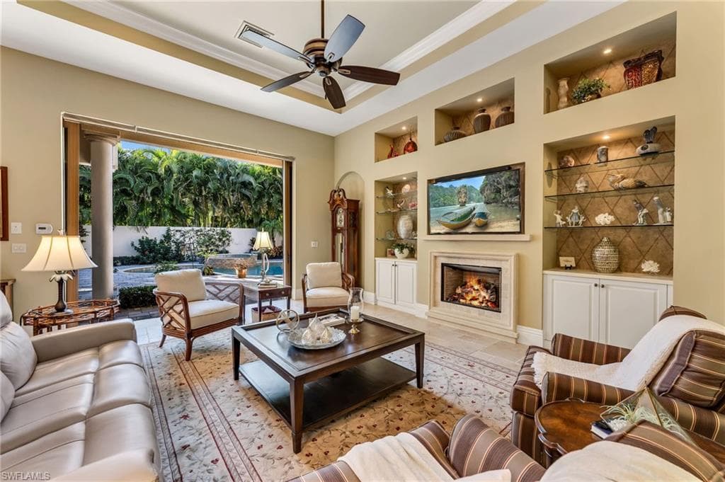 28724 La Caille DR, NAPLES FL 34119-4