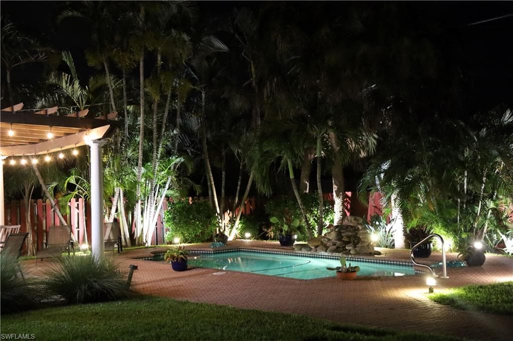 27553 Playa Del Rey LN, BONITA SPRINGS FL 34135-34