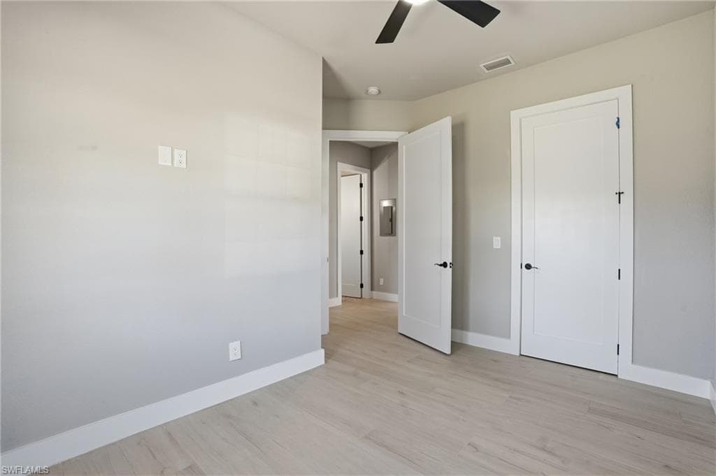 132 Egret ST-25