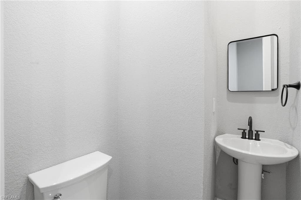 132 Egret ST-33