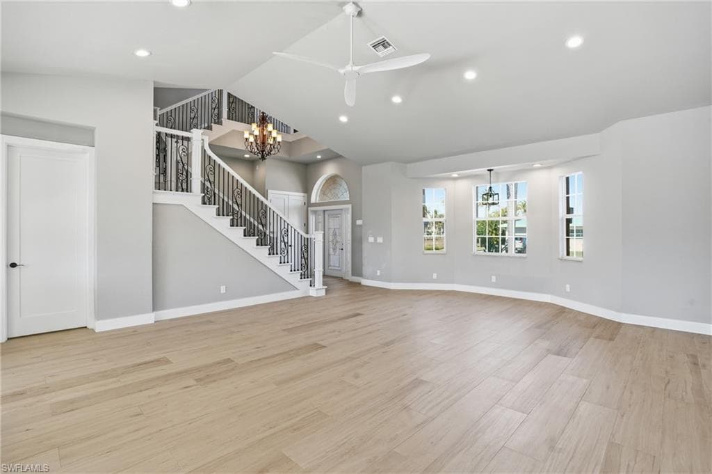 132 Egret ST-10