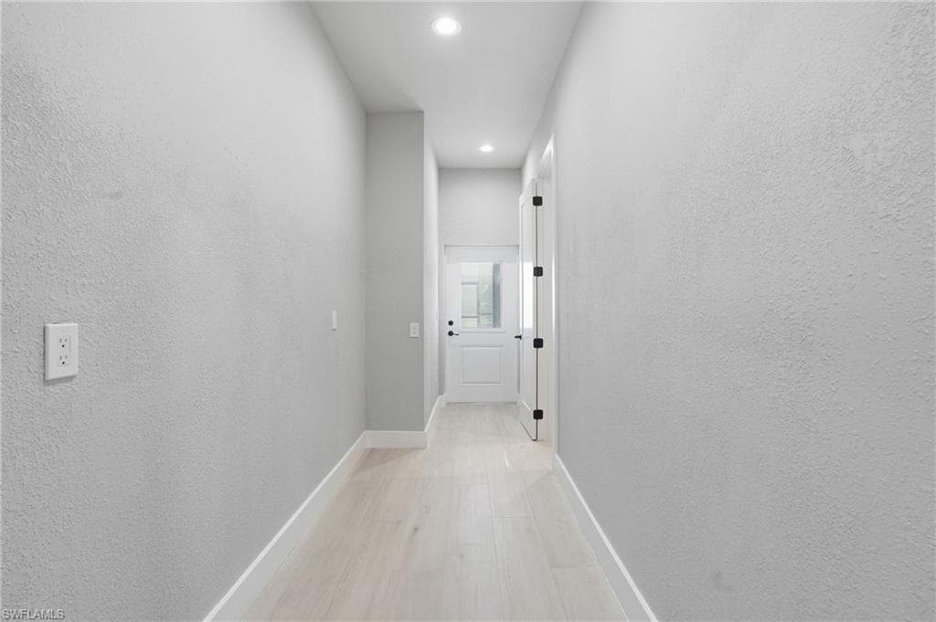 132 Egret ST-18