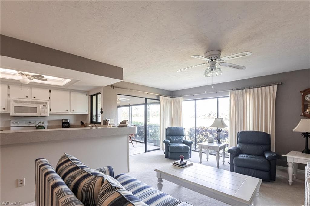 5665 Trailwinds DR 615-2
