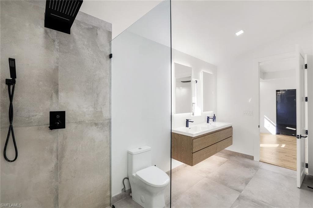 10771 6th ST-16