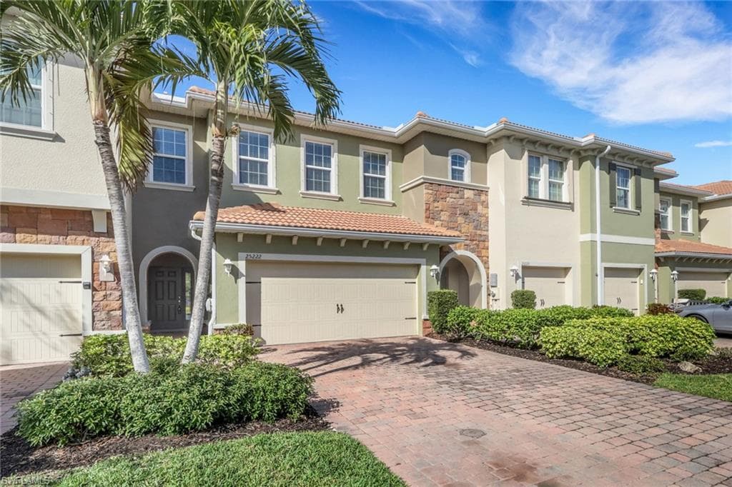 25222 Cordera Point DR, BONITA SPRINGS FL 34135-1